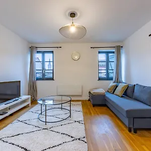 Appartement Le Beau Briand Proche Gare Parking Facile, Montauban